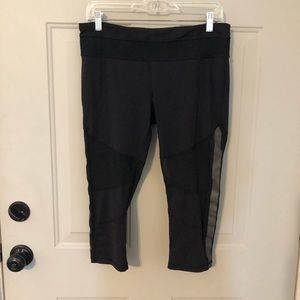 Lululemon Black Workout Capris with Mesh 10
